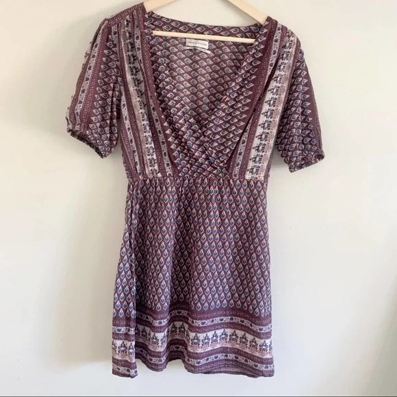 URBAN OUTFITTERS Boho Aztec Paisley Purple Dress URBAN OUTFITTERS Boho Aztec Paisley Purple Dress